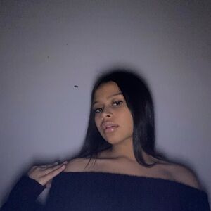 Meet your Posher, Myla